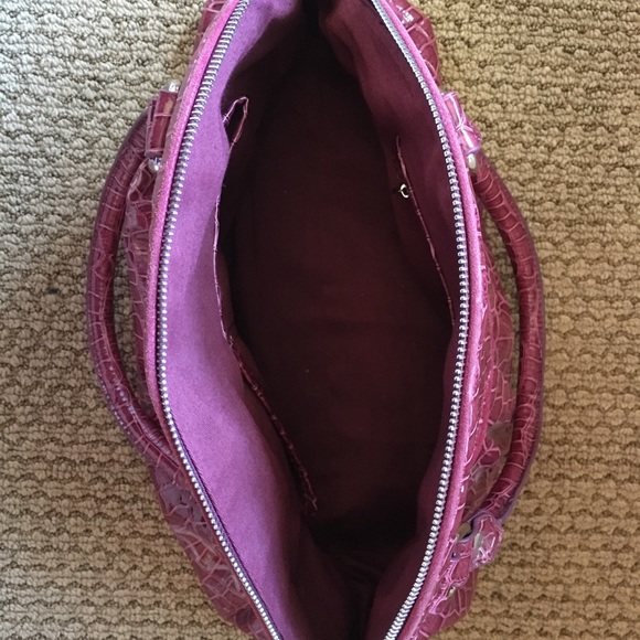 White House Black Market Tote - Picture 1 of 3